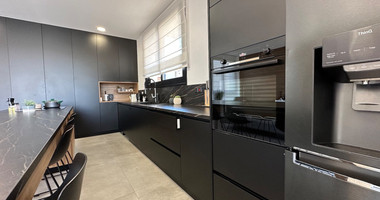 LOVELY MODERN VILLA IN PRIME LOCATION READY TO MOVE IN WITH READY TITLE DEED.