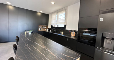 LOVELY MODERN VILLA IN PRIME LOCATION READY TO MOVE IN WITH READY TITLE DEED.