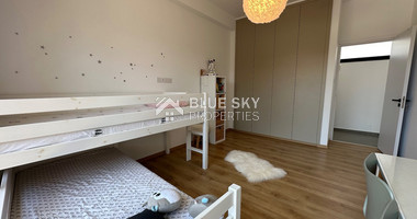 LOVELY MODERN VILLA IN PRIME LOCATION READY TO MOVE IN WITH READY TITLE DEED.