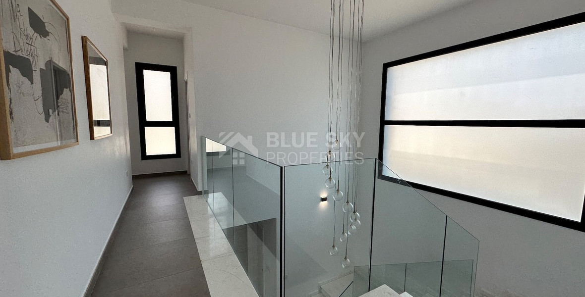 LOVELY MODERN VILLA IN PRIME LOCATION READY TO MOVE IN WITH READY TITLE DEED.