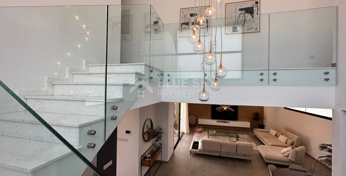 LOVELY MODERN VILLA IN PRIME LOCATION READY TO MOVE IN WITH READY TITLE DEED.