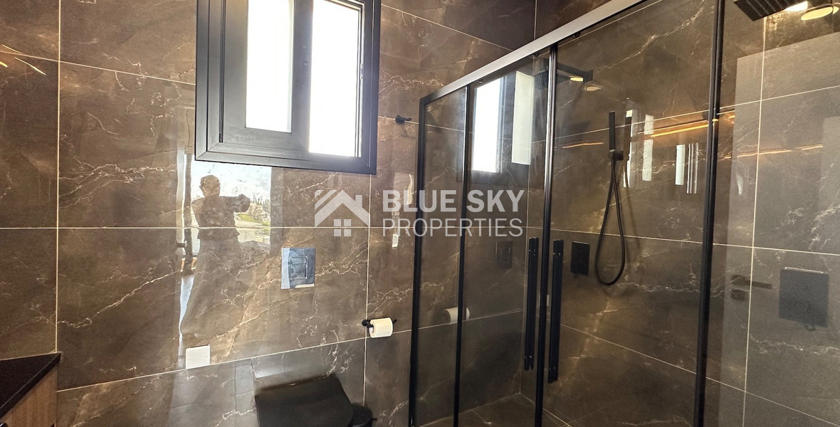 LOVELY MODERN VILLA IN PRIME LOCATION READY TO MOVE IN WITH READY TITLE DEED.