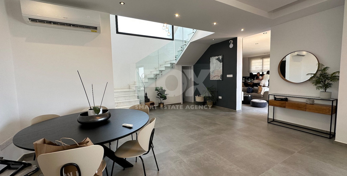 LOVELY MODERN VILLA IN PRIME LOCATION READY TO MOVE IN WITH READY TITLE DEED.