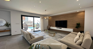 LOVELY MODERN VILLA IN PRIME LOCATION READY TO MOVE IN WITH READY TITLE DEED.