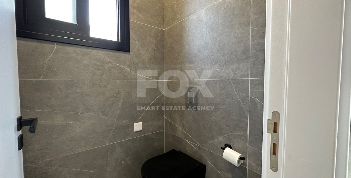 LOVELY MODERN VILLA IN PRIME LOCATION READY TO MOVE IN WITH READY TITLE DEED.