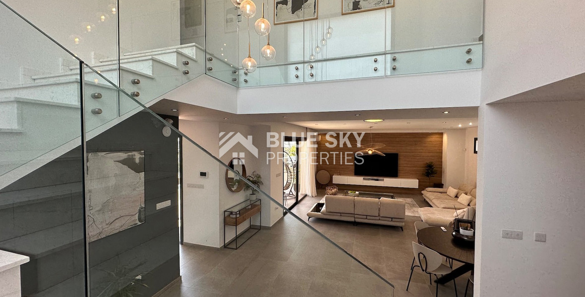 LOVELY MODERN VILLA IN PRIME LOCATION READY TO MOVE IN WITH READY TITLE DEED.