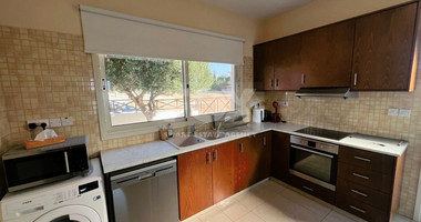 Three Bed House To Rent In Pissouri Limassol Cyprus