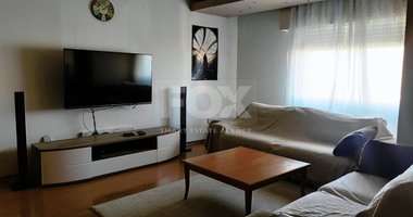 Spacious three-bedroom semi-furnished apartment for rent in Mesa Gitonia