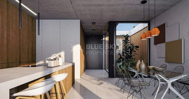 Brand New-Luxury Specification-Modern Design Three Bedroom Detached House