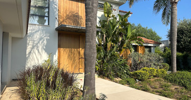 FOR SALE LUXURY FURNISHED 4 BEDROOM VILLA WITH SEPARATE MAIDS QUARTER WITH BEAUTIFUL GARDENS AND POOL IN GERMASOGIA AREA.