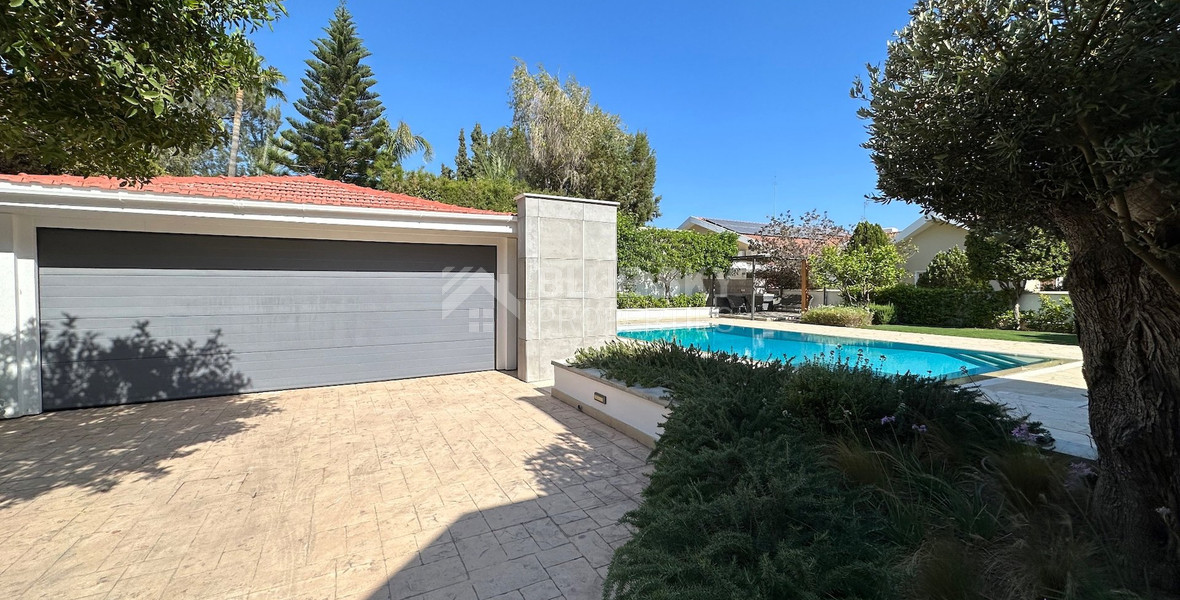 FOR SALE LUXURY FURNISHED 4 BEDROOM VILLA WITH SEPARATE MAIDS QUARTER WITH BEAUTIFUL GARDENS AND POOL IN GERMASOGIA AREA.