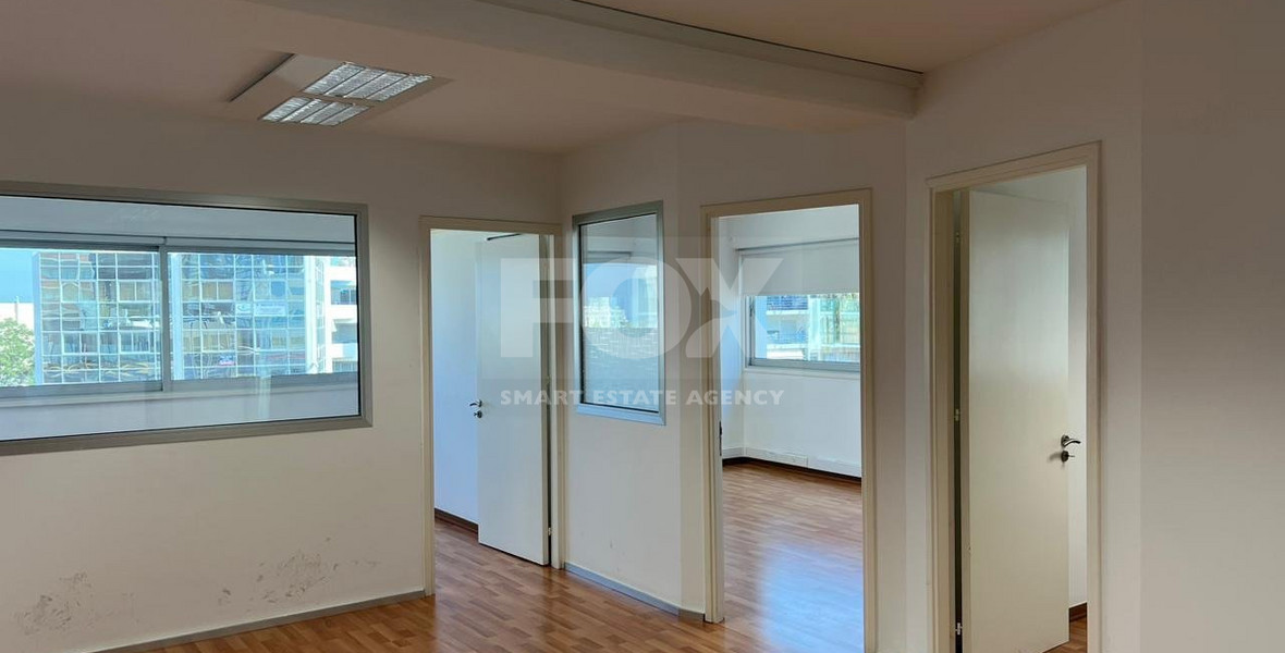 Office 85sqm Agia Zoni prime location