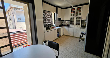 Resale Two Storey Building for sale In Limassol Center