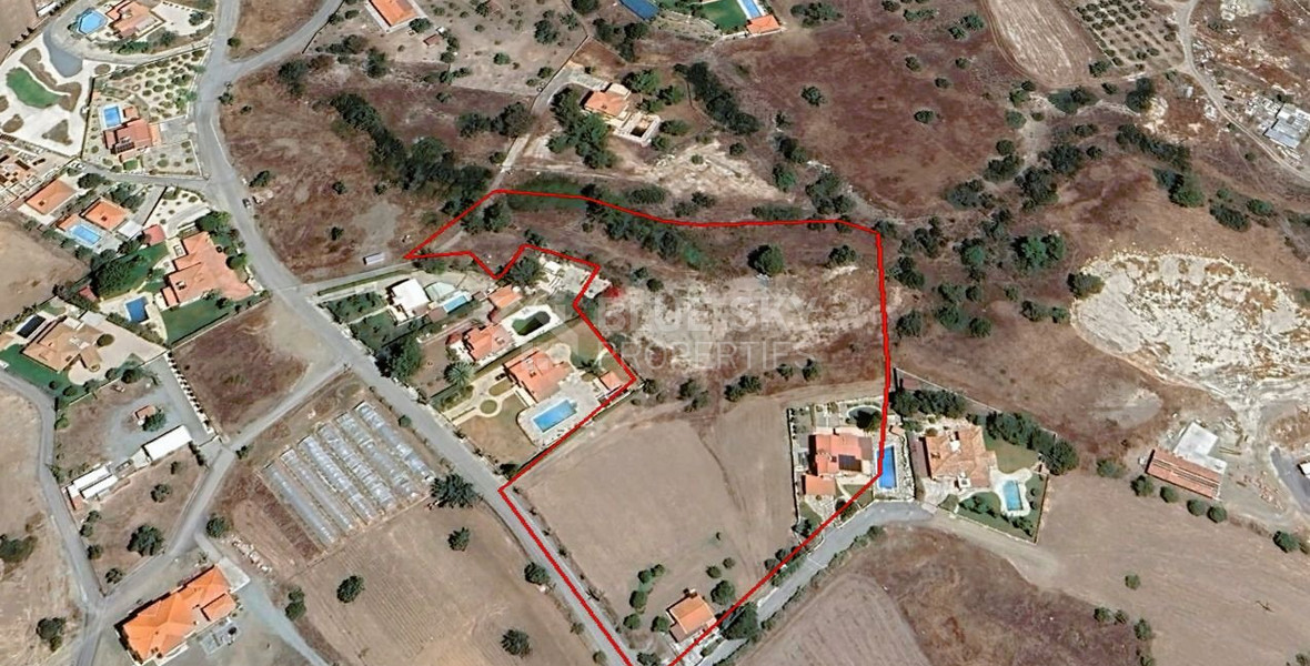 Residential Plot for sale in Parekklisia: in a Cul-de-sac & Next to Green Area