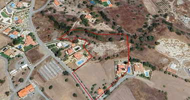 Residential Plot for sale in Parekklisia: in a Cul-de-sac & Next to Green Area