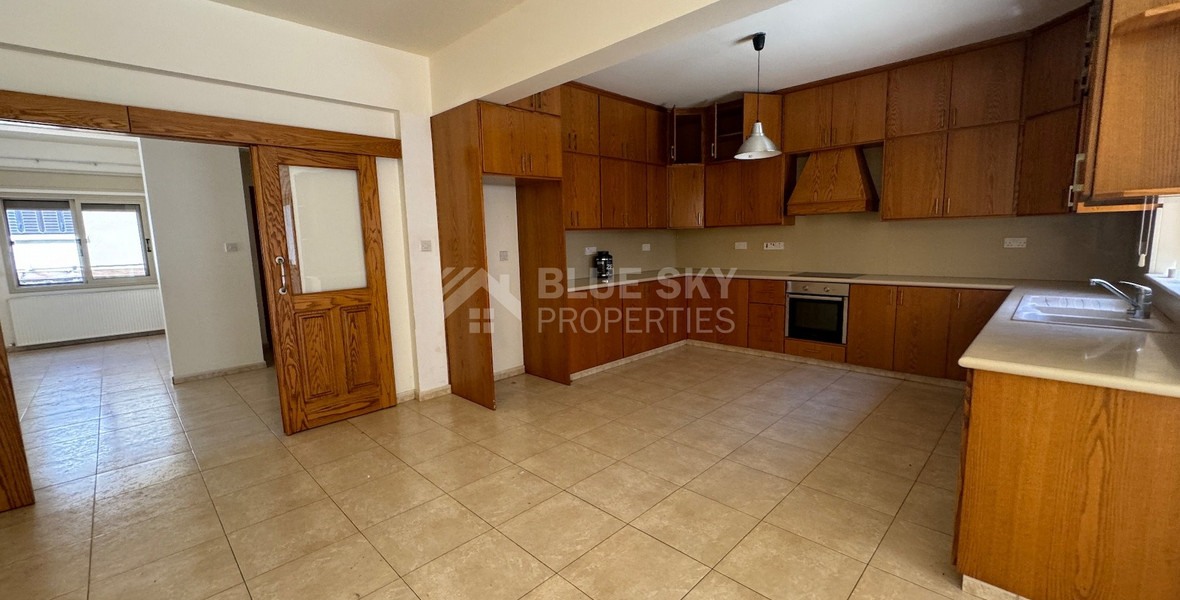 4-Bedroom with Attic Villa for Sale in Potamos Germasogeias