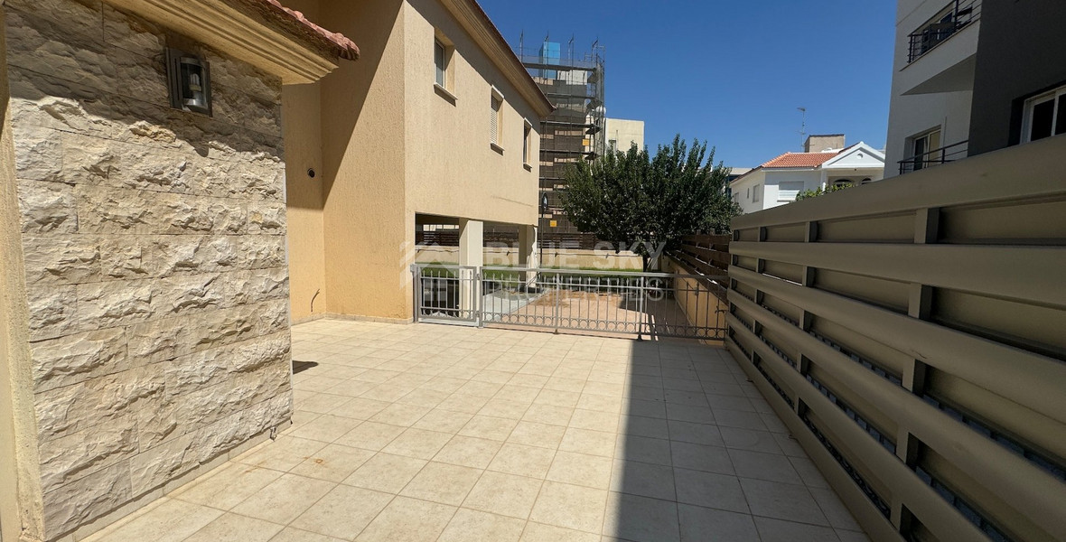 4-Bedroom with Attic Villa for Sale in Potamos Germasogeias