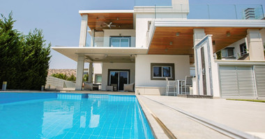 Four bedroom villa for sale in Agios Tychonas, Limassol