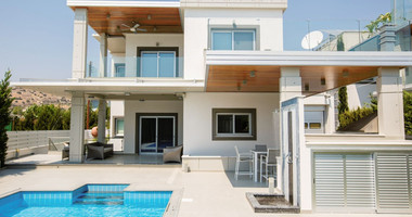 Four bedroom villa for sale in Agios Tychonas, Limassol
