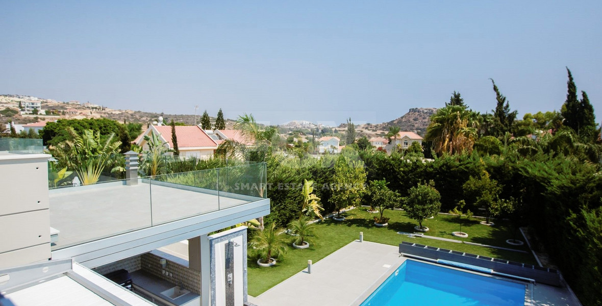 Four bedroom villa for sale in Agios Tychonas, Limassol