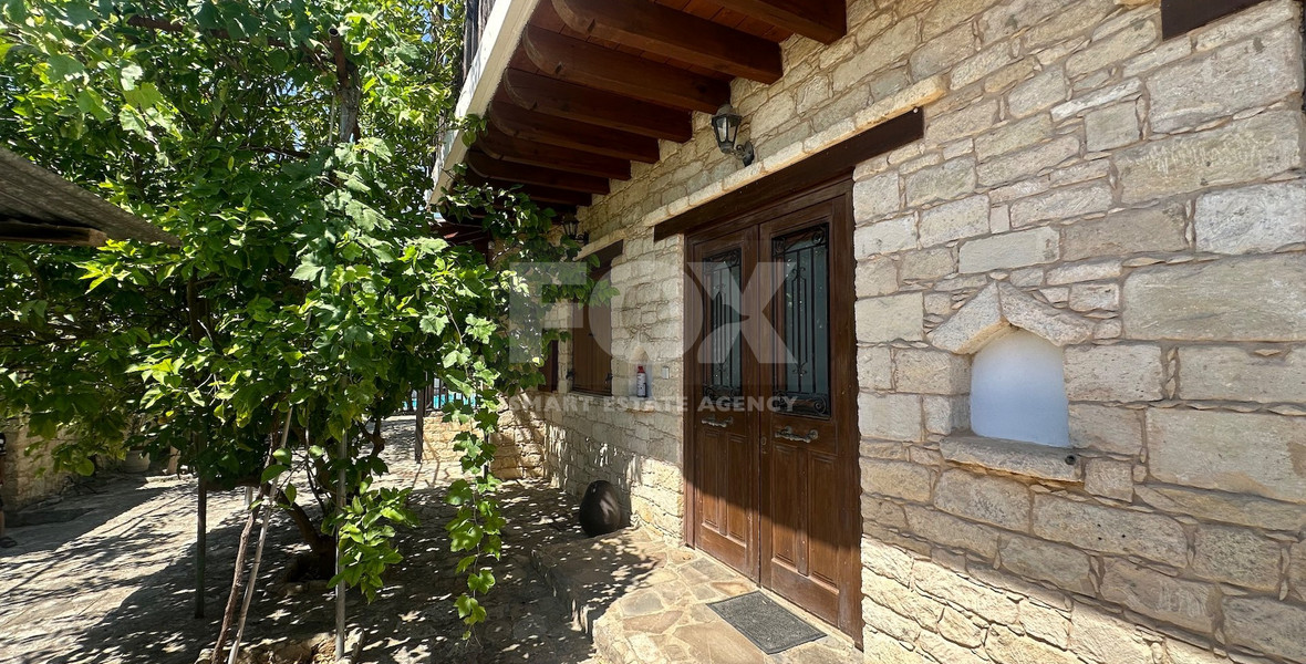 Two Traditional Stone houses with Pool in Salamiou