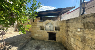 Two Traditional Stone houses with Pool in Salamiou