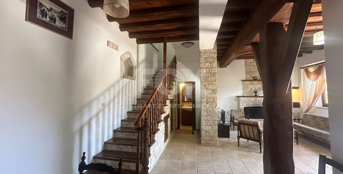 Two Traditional Stone houses with Pool in Salamiou