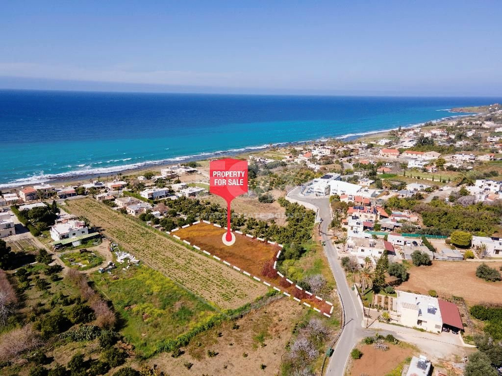 Residential land in Agia Marina Chrysochous