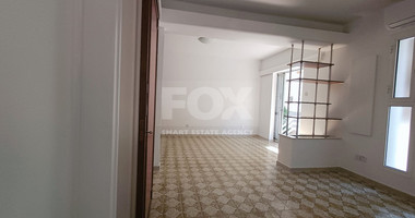 FOR RENT IS A GROUND FLOOR,SPLIT LEVEL THREE PLUS ONE BEDROOM APARTMENT