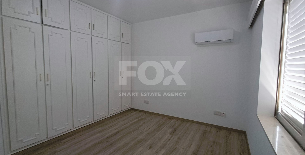 FOR RENT IS A GROUND FLOOR,SPLIT LEVEL THREE PLUS ONE BEDROOM APARTMENT