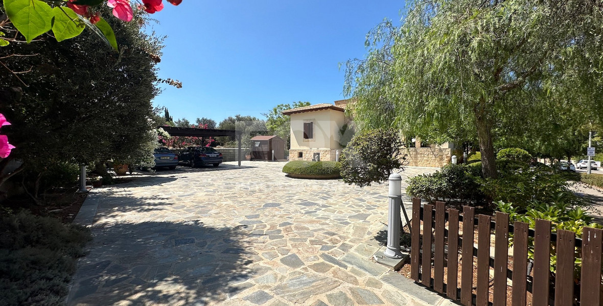 Exceptional Luxury Villa for Rent in Aphrodite Hills