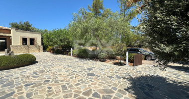 Exceptional Luxury Villa for Rent in Aphrodite Hills