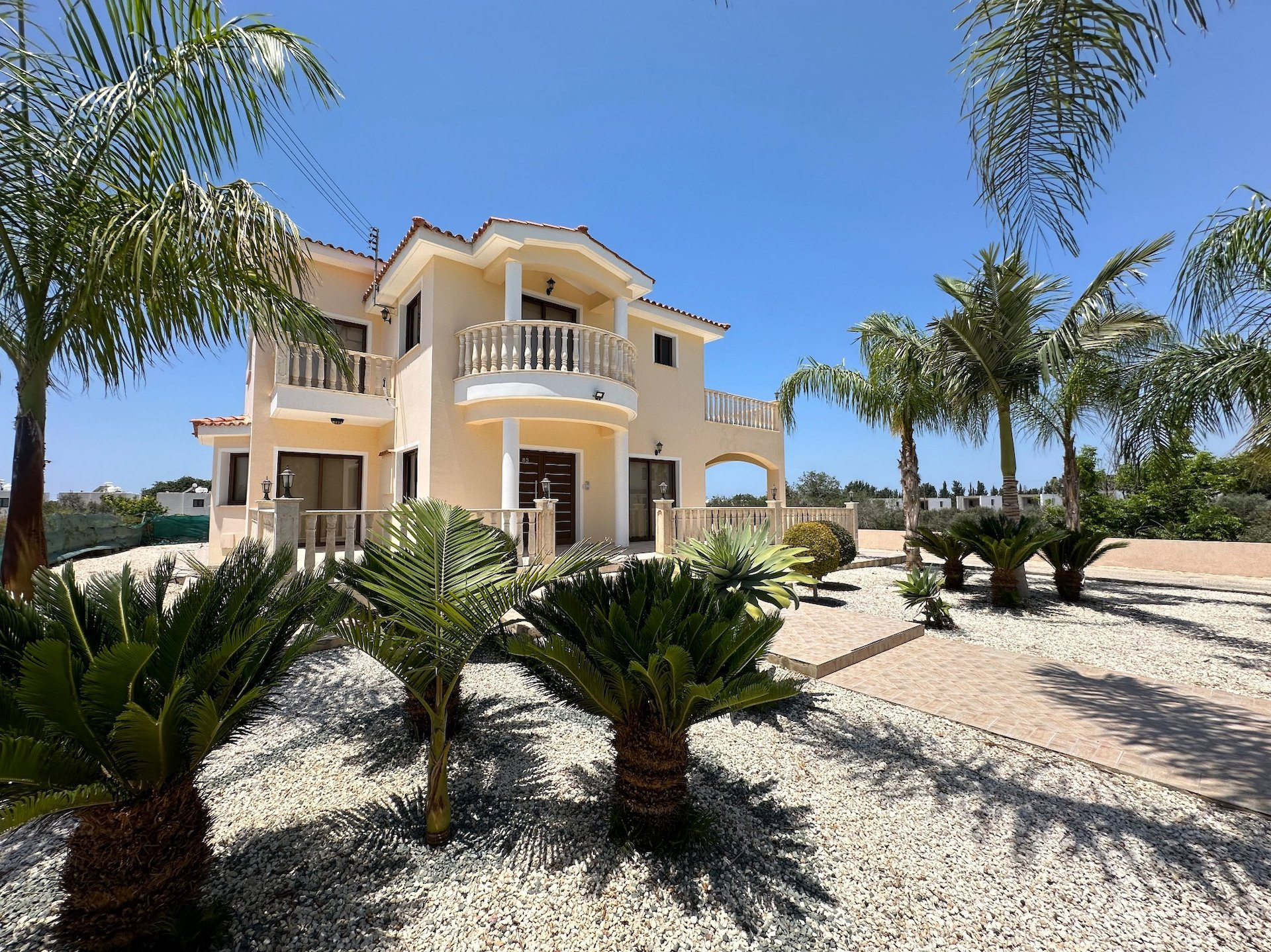 4 bedroom apartment 238 m² Chloraka, Cyprus