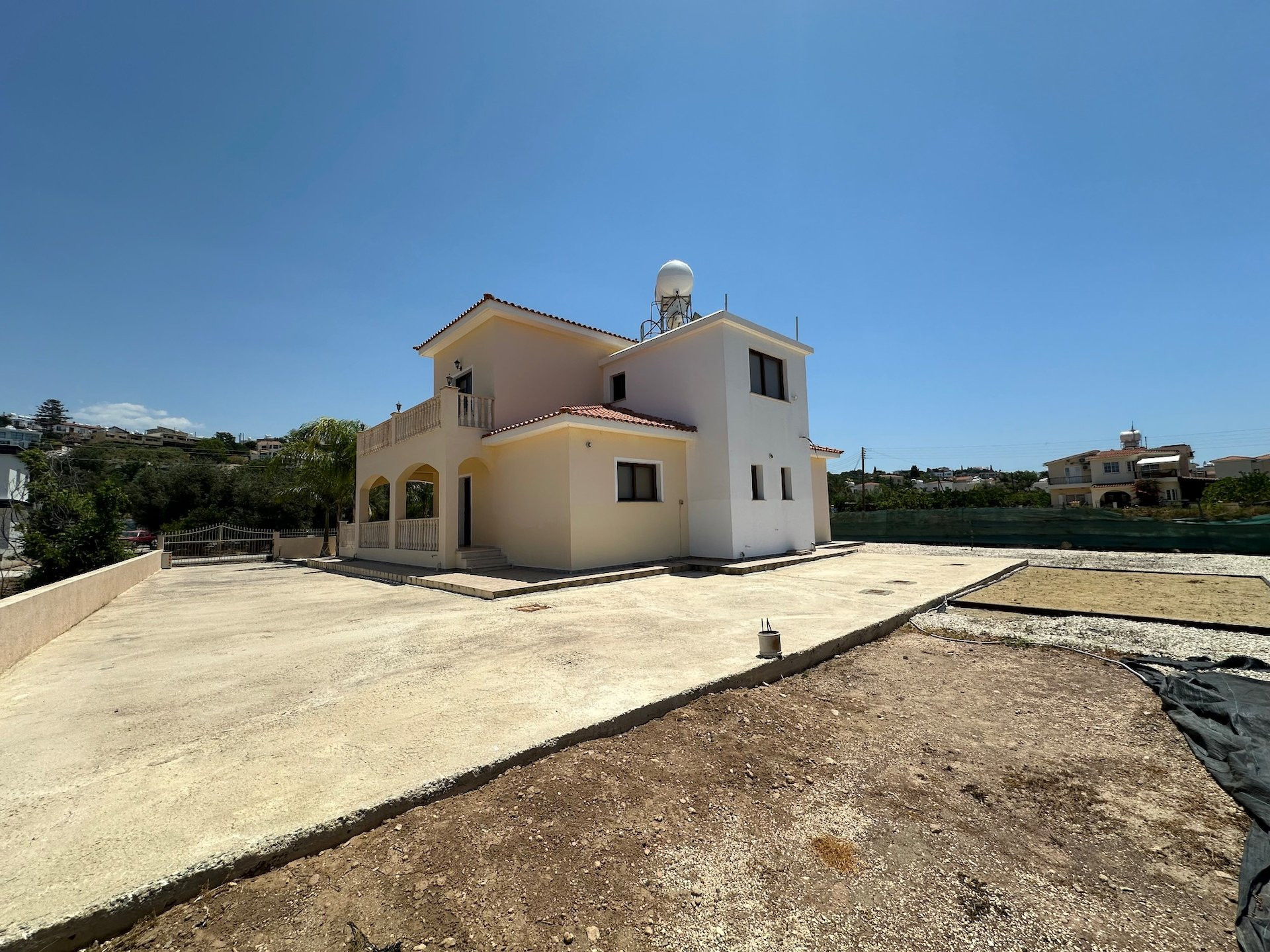 4 bedroom apartment 238 m² Chloraka, Cyprus