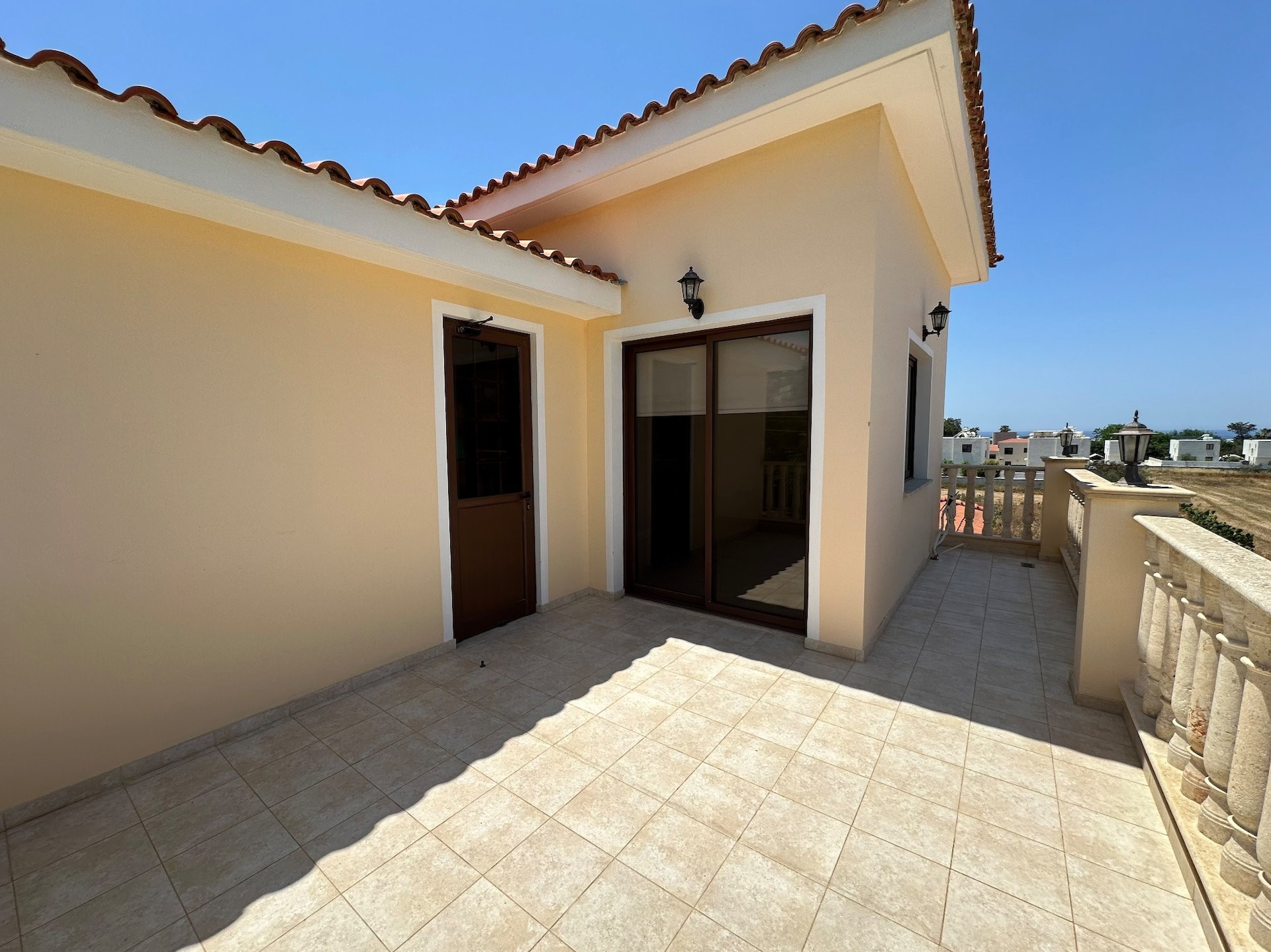 4 bedroom apartment 238 m² Chloraka, Cyprus
