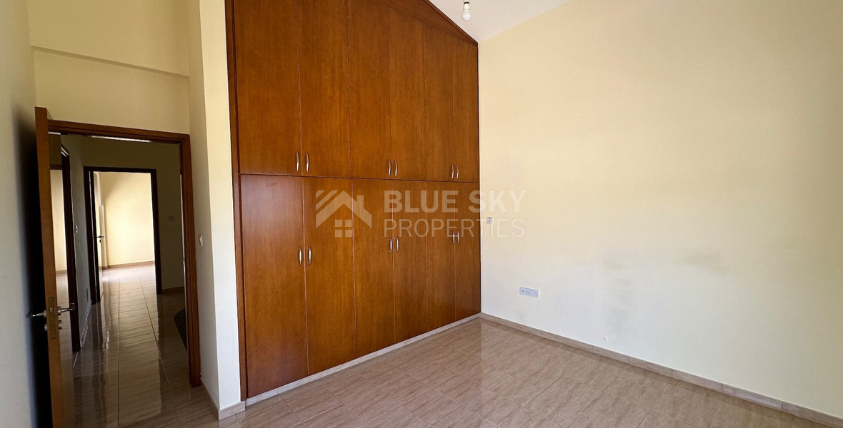 Elegant Four-Bedroom Villa on Large Plot in Lower Chloraka
