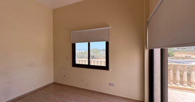 Elegant Four-Bedroom Villa on Large Plot in Lower Chloraka