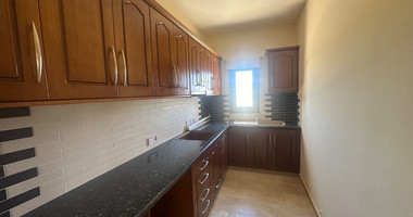 Elegant Four-Bedroom Villa on Large Plot in Lower Chloraka