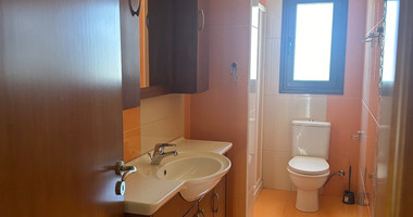 Elegant Four-Bedroom Villa on Large Plot in Lower Chloraka
