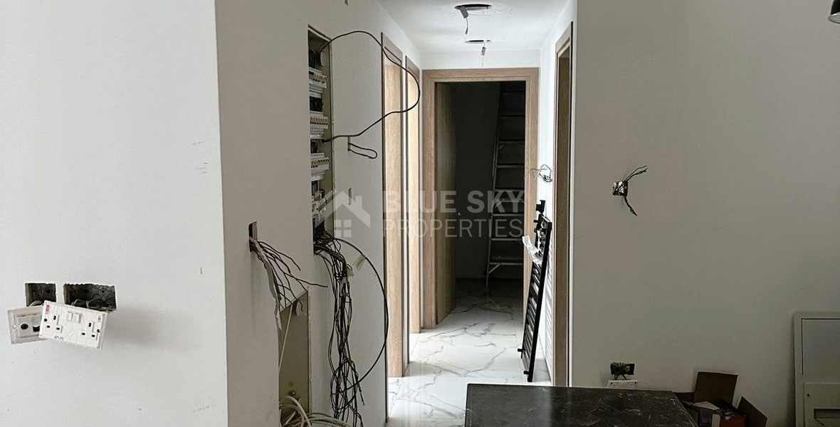 Combined Three-Bedroom Apartment and Studio/Loft for sale in Asomatos