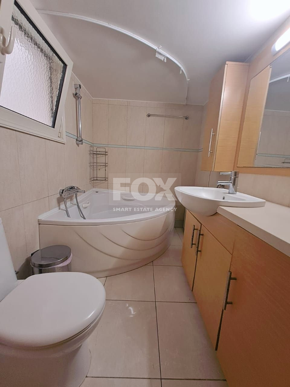 THREE BEDROOM UNFURNISHED OFFICE FOR RENT IN TSIRIO, LIMASSOL