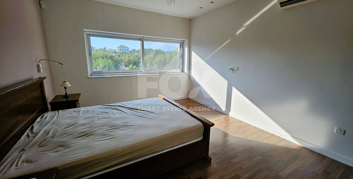 Luxury-Modern Design Three Bedroom Plus Office Detached House