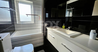 Luxury-Modern Design Three Bedroom Plus Office Detached House