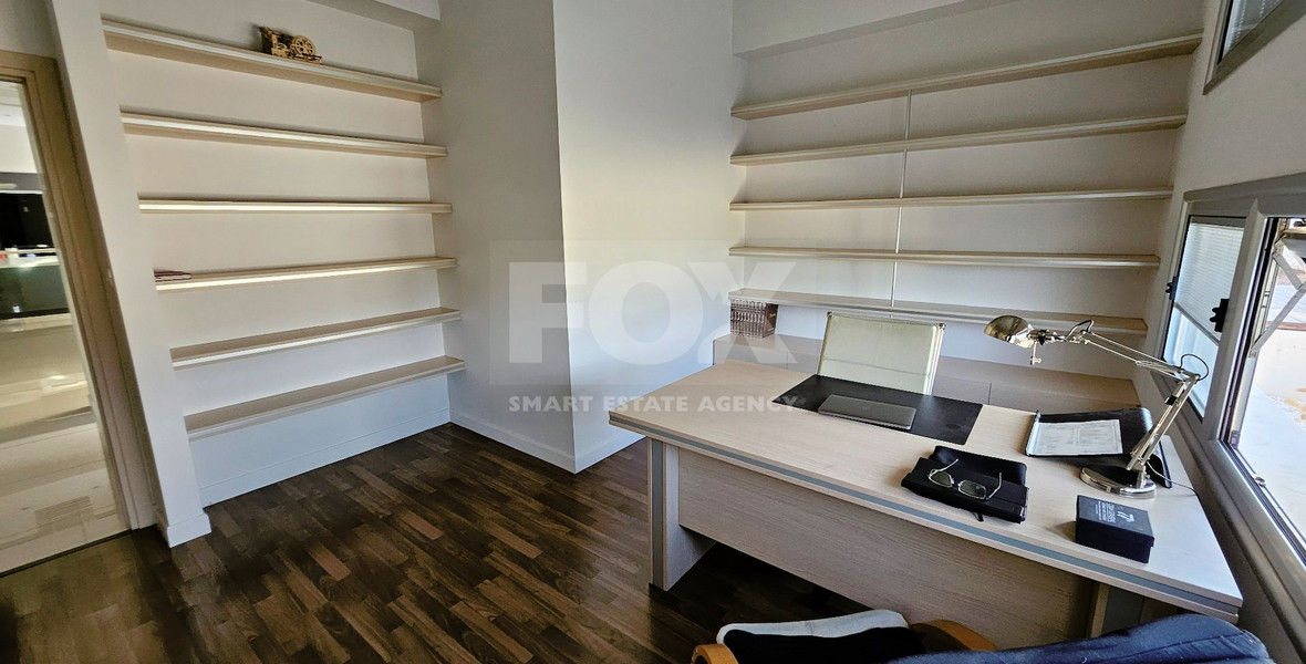 Luxury-Modern Design Three Bedroom Plus Office Detached House