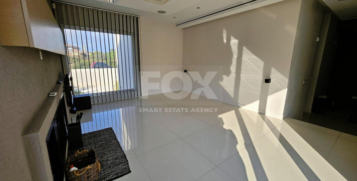 Luxury-Modern Design Three Bedroom Plus Office Detached House