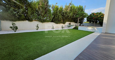 Luxury-Modern Design Three Bedroom Plus Office Detached House