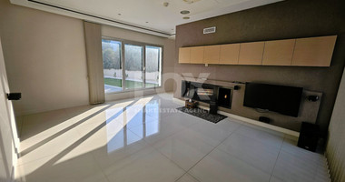 Luxury-Modern Design Three Bedroom Plus Office Detached House