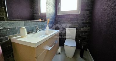 Luxury-Modern Design Three Bedroom Plus Office Detached House