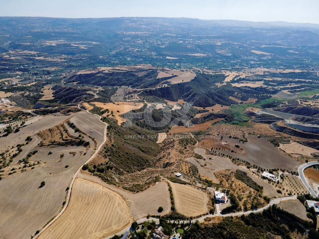 Agricultural field in Steni, Paphos