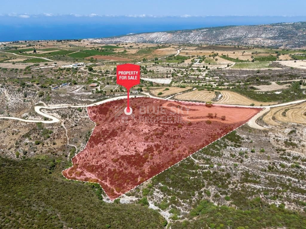 Agricultural Field in Pano Arodes, Paphos